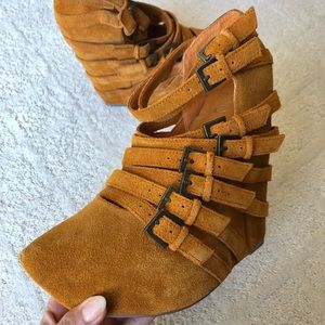 SOLD Jeffrey Campbell Tan Zip-2 Wedge Bootie 7